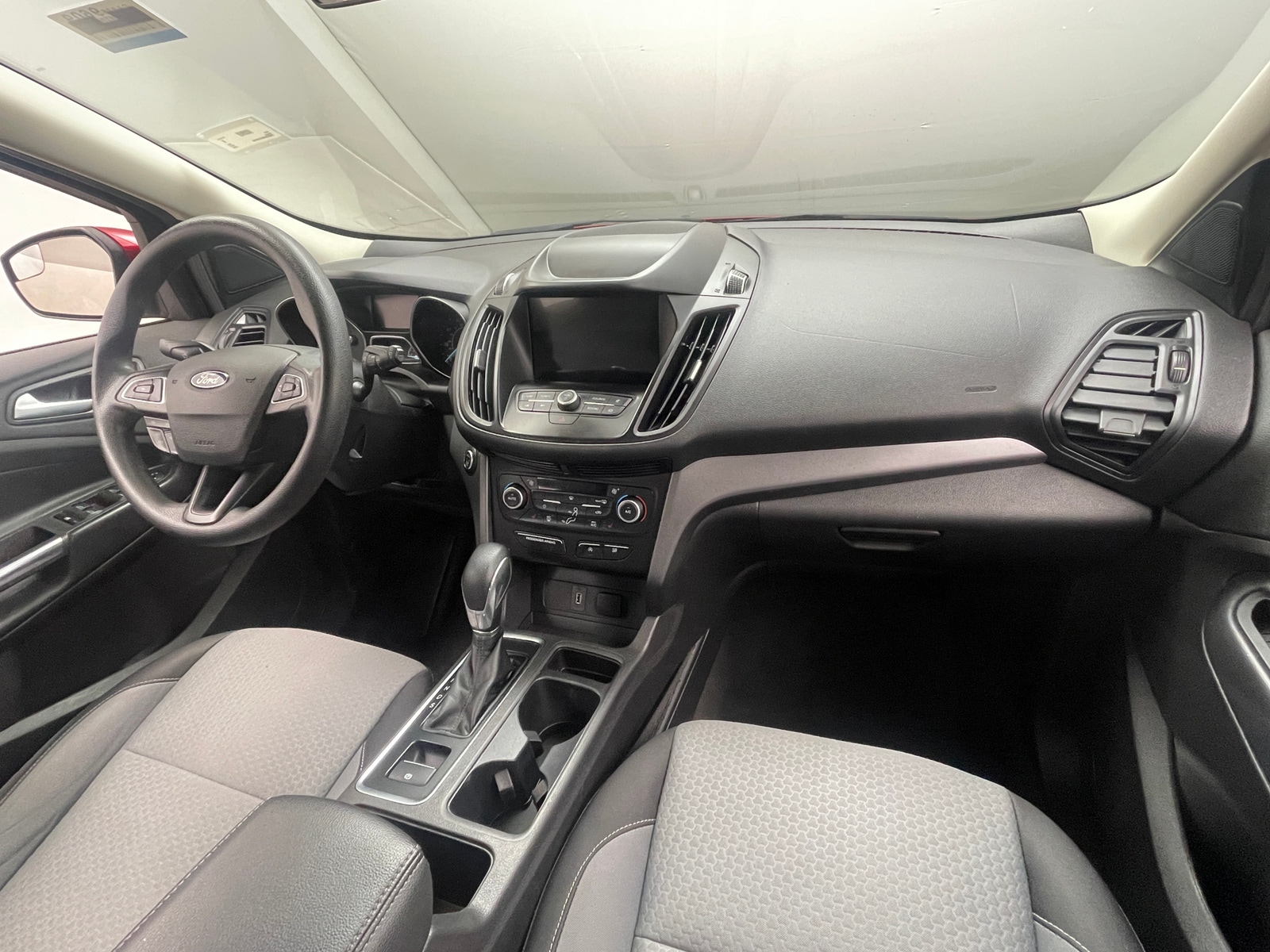Thumbnail: 2019 Ford Escape - 3