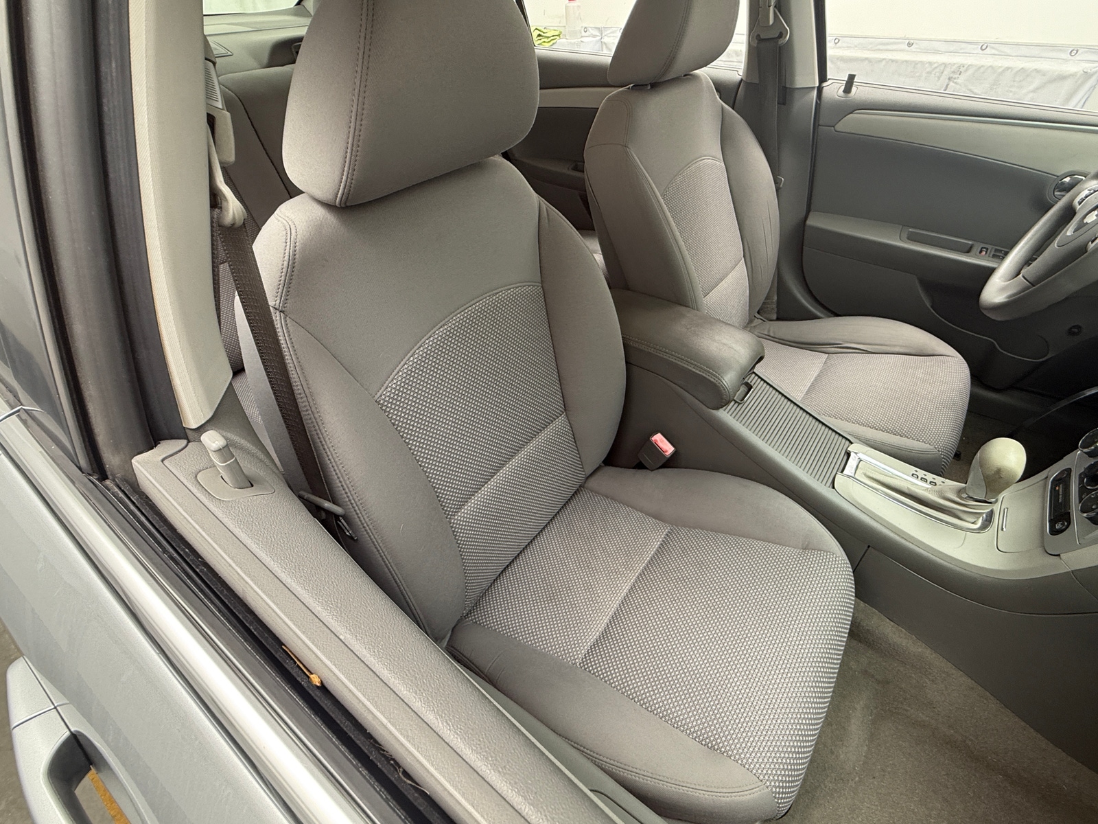 Thumbnail: 2010 Chevrolet Malibu - 2