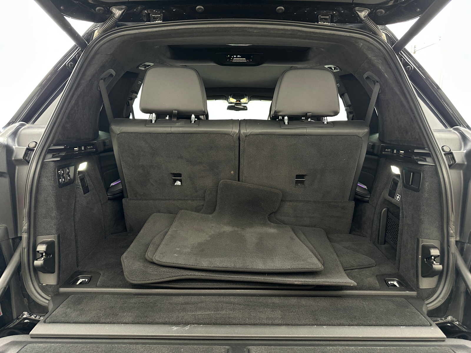 Thumbnail: 2019 BMW X7 - 6