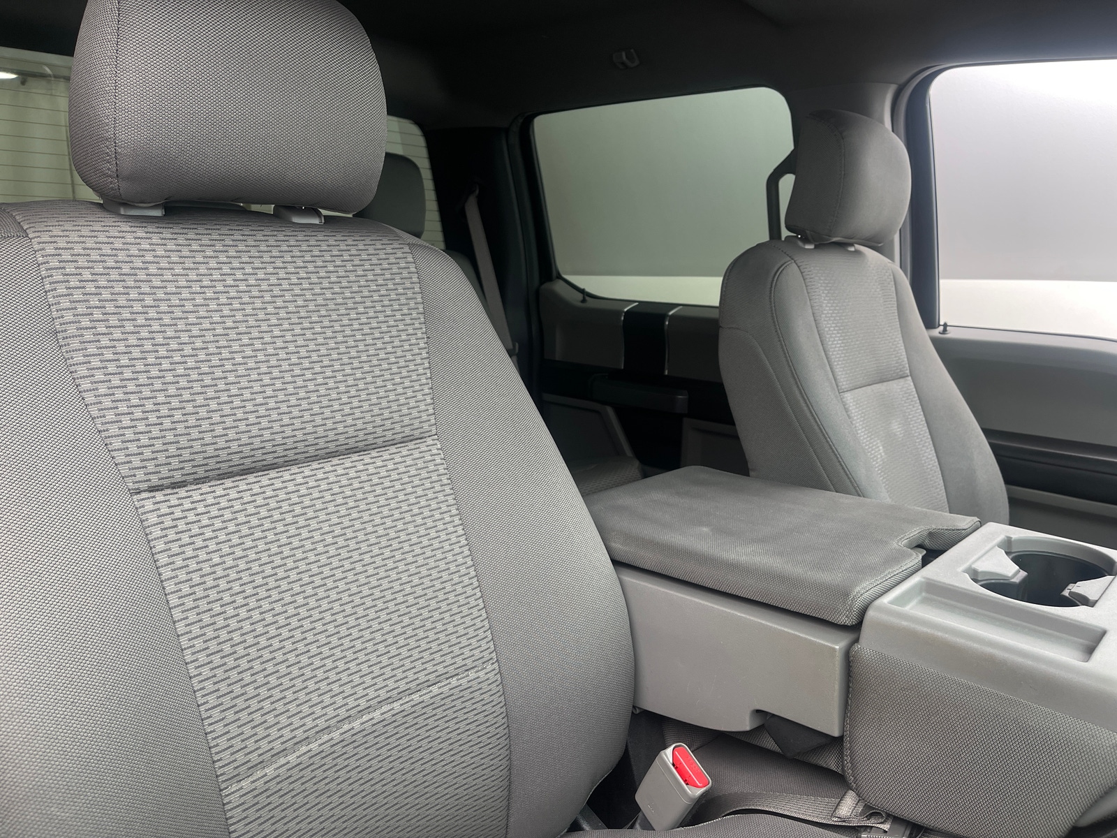 Thumbnail: 2016 Ford Econoline - 2