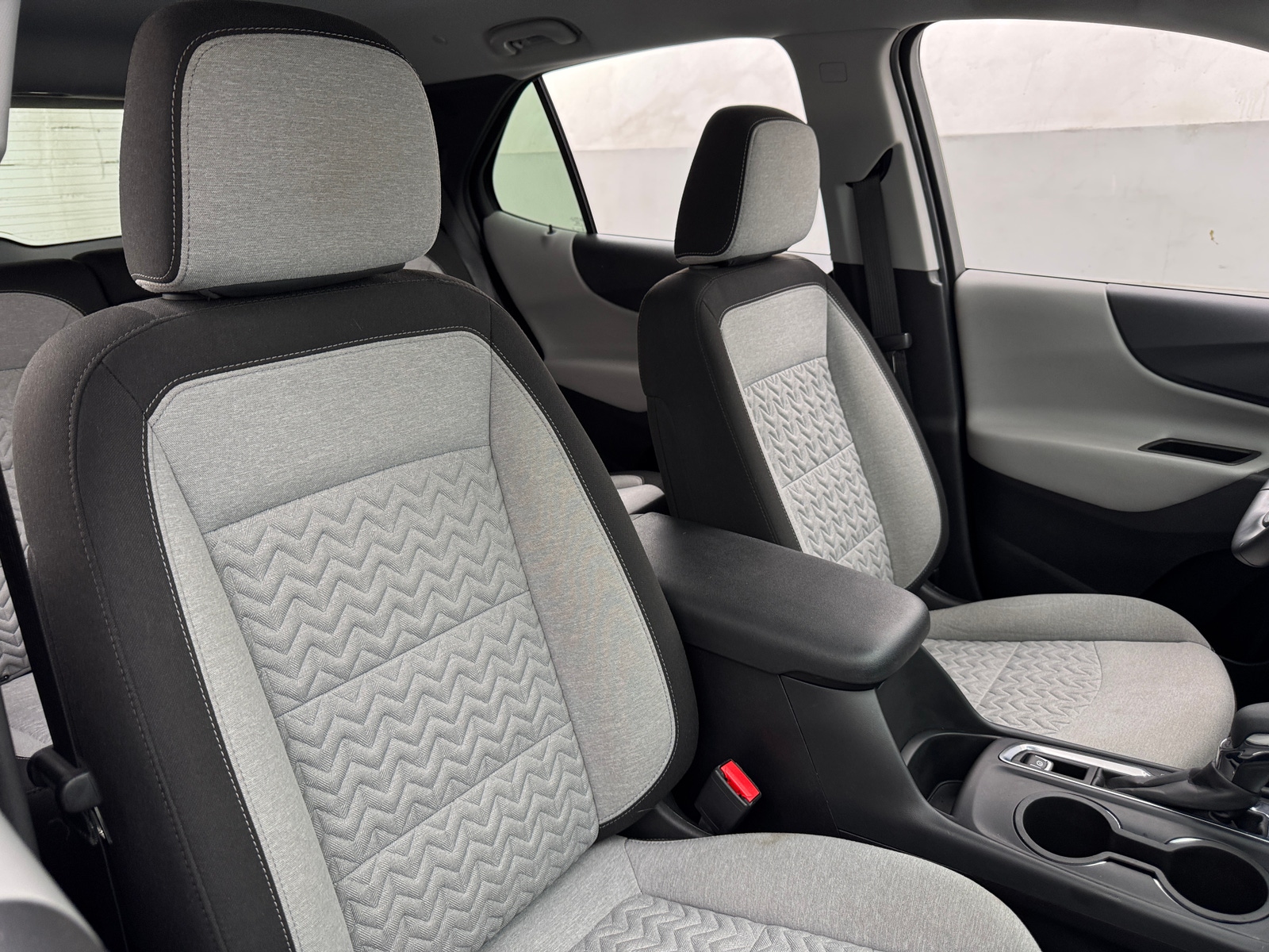 Thumbnail: 2023 Chevrolet Equinox - 2