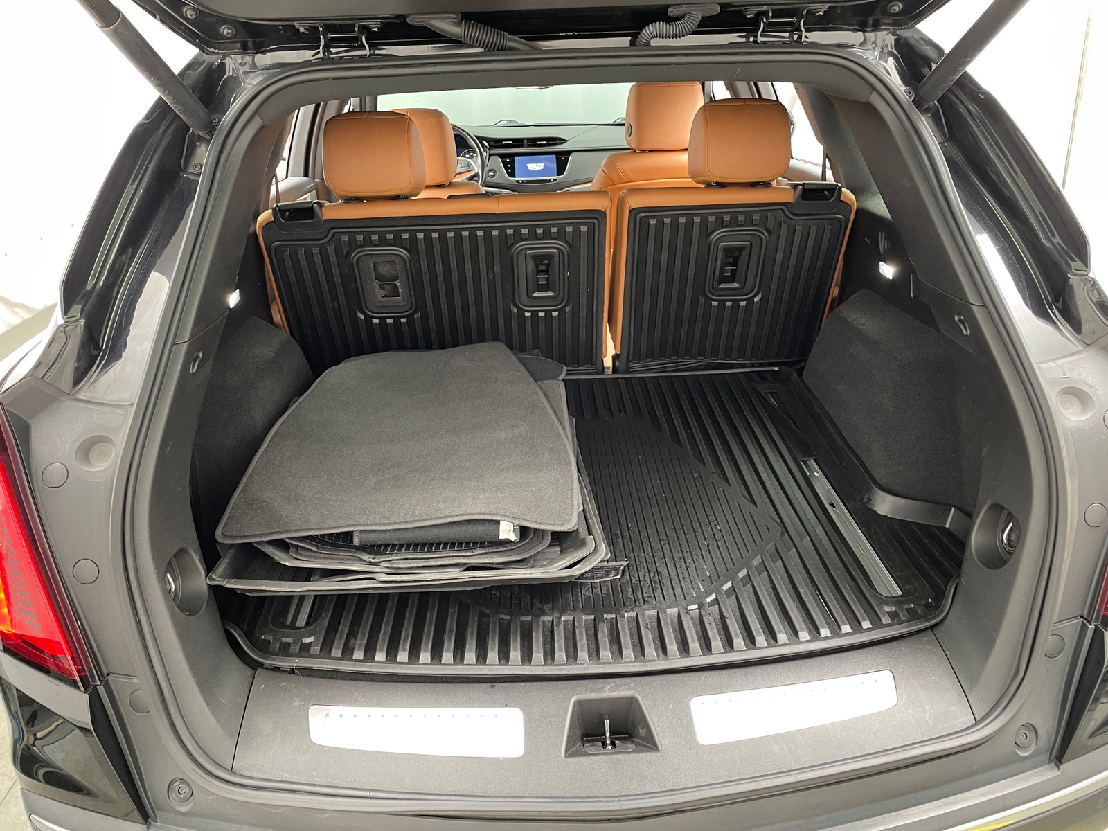 Thumbnail: 2022 Cadillac XT5 - 6