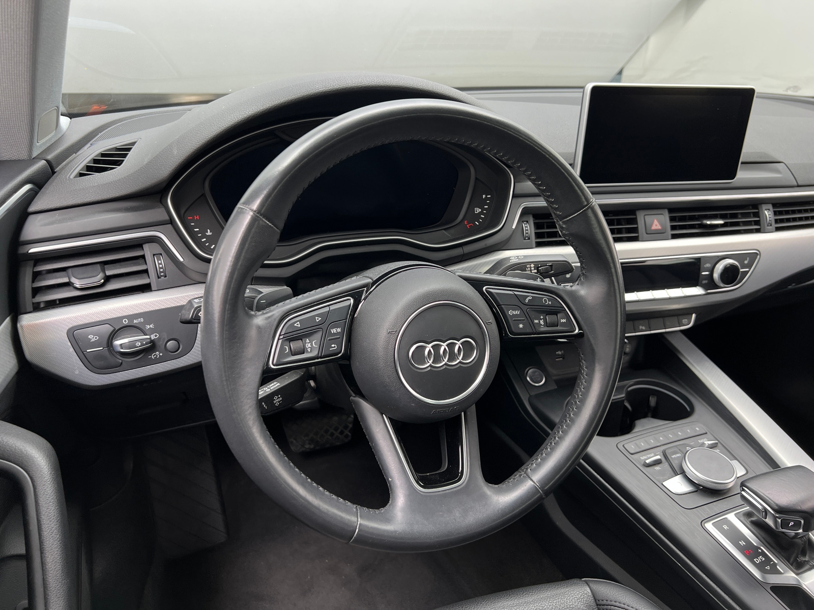 Thumbnail: 2018 Audi A4 - 4
