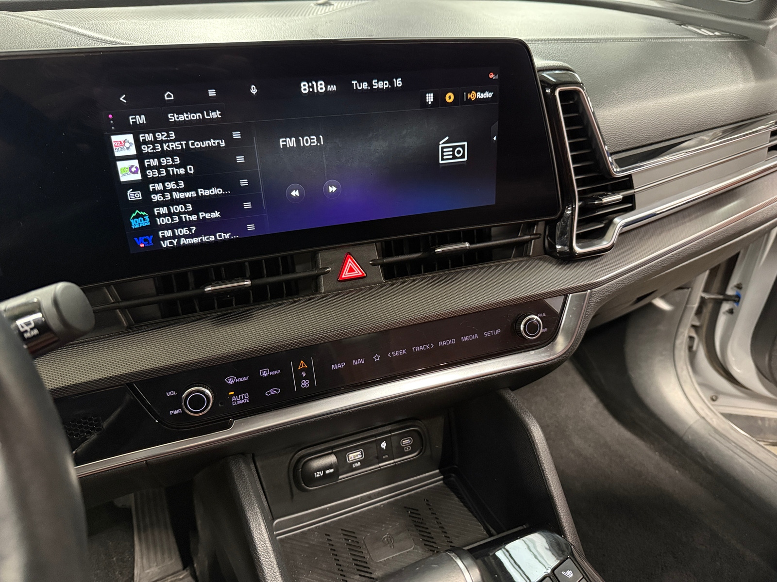 Thumbnail: 2024 Kia Sportage - 3