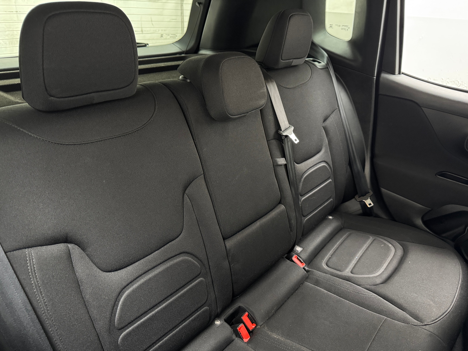 Thumbnail: 2021 Jeep Renegade - 6