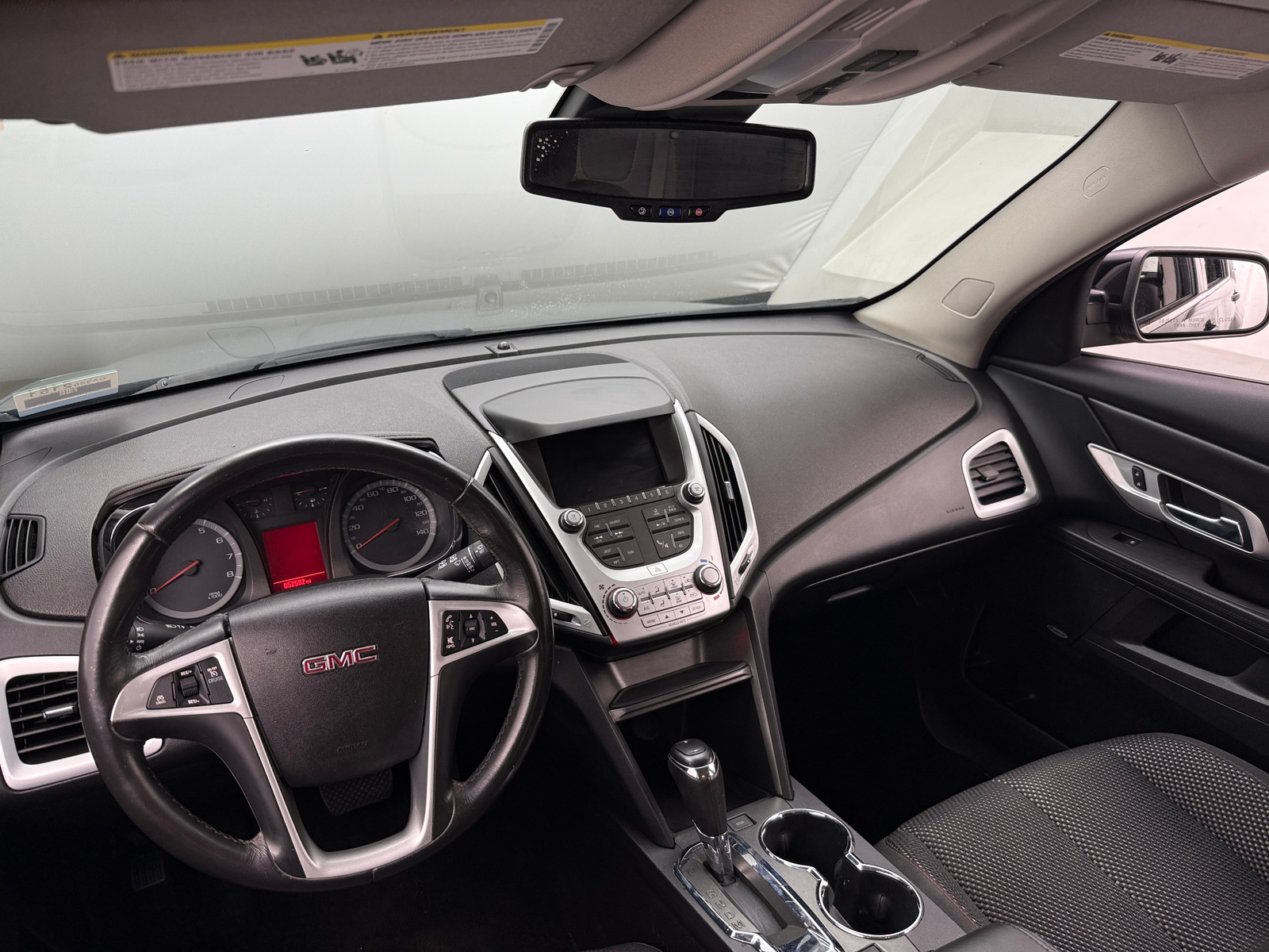 Thumbnail: 2017 GMC Terrain - 3