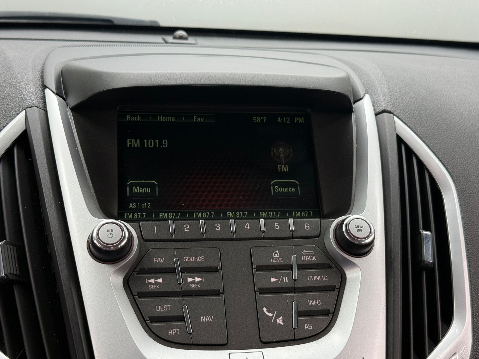 Thumbnail: 2017 GMC Terrain - 4