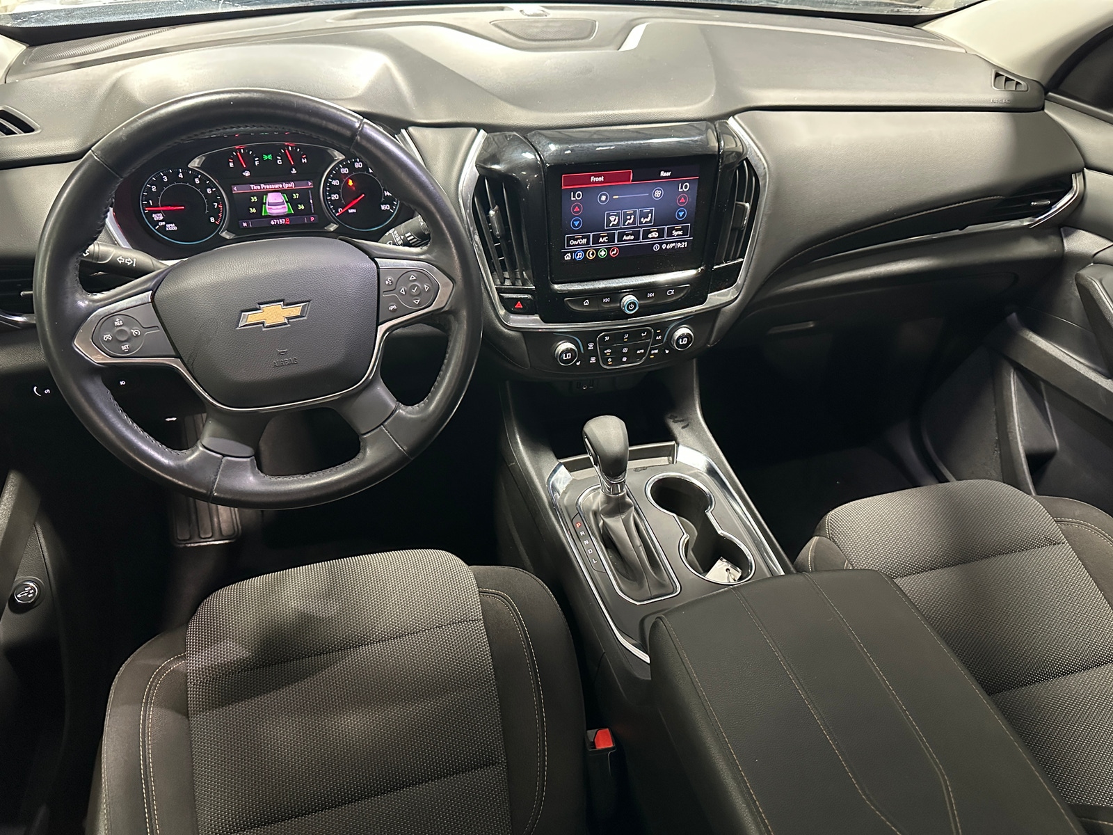 Thumbnail: 2021 Chevrolet Traverse - 3