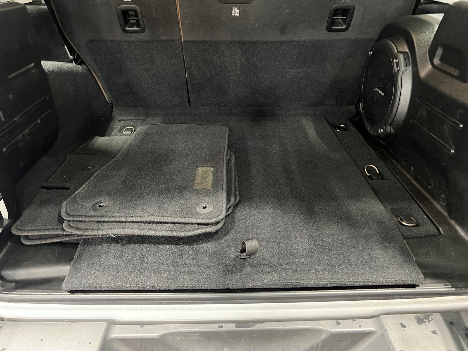 Thumbnail: 2021 Jeep Wrangler - 6