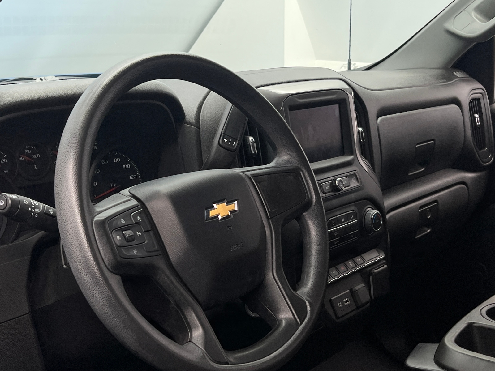 Thumbnail: 2024 Chevrolet Silverado 1500 - 5