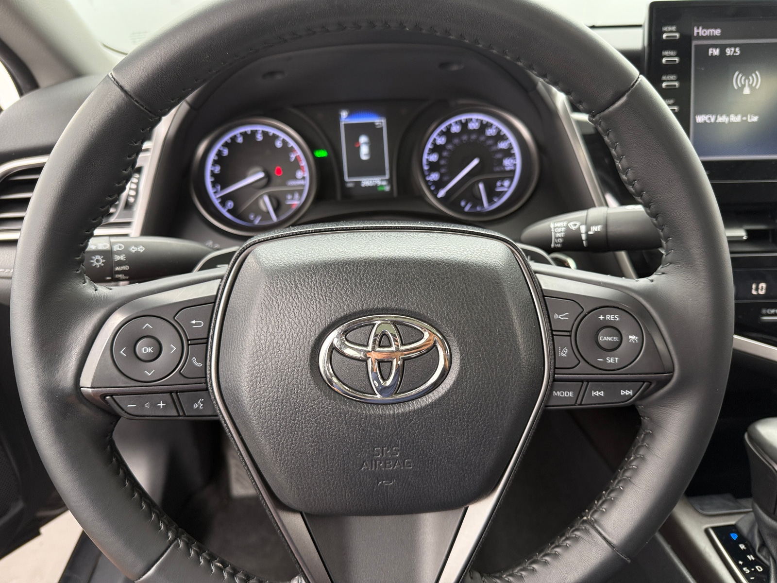 Thumbnail: 2022 Toyota Camry - 4