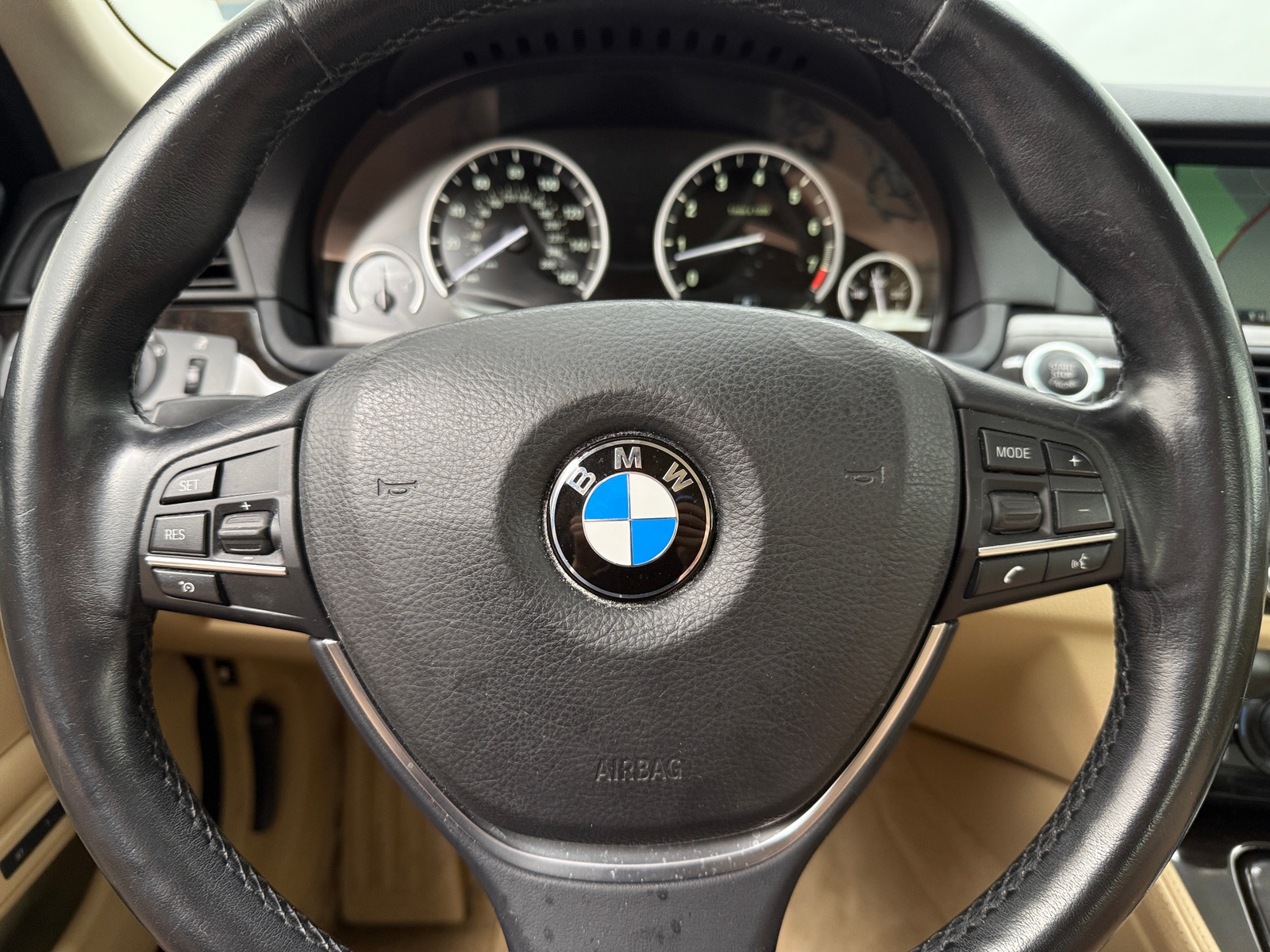 Thumbnail: 2015 BMW 5 Series - 4