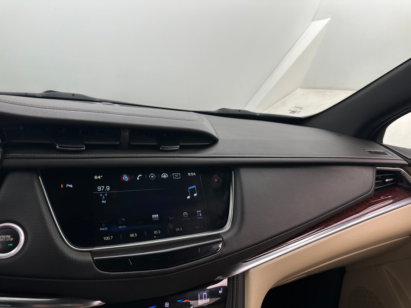 Thumbnail: 2019 Cadillac XT5 - 3