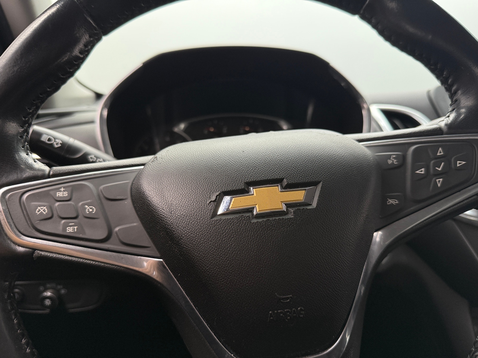 Thumbnail: 2019 Chevrolet Equinox - 5