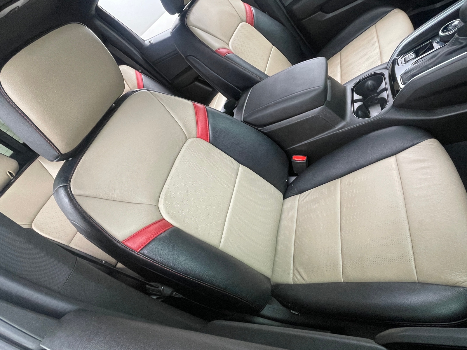 Thumbnail: 2024 Chevrolet Colorado - 2