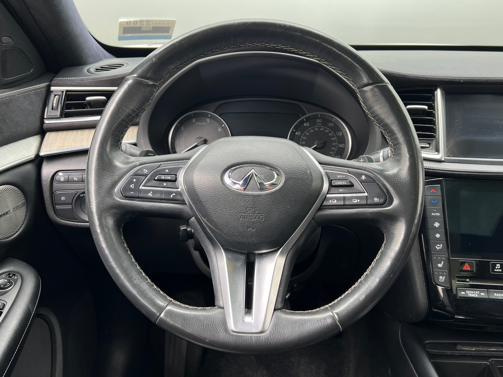 Thumbnail: 2019 INFINITI QX50 - 4
