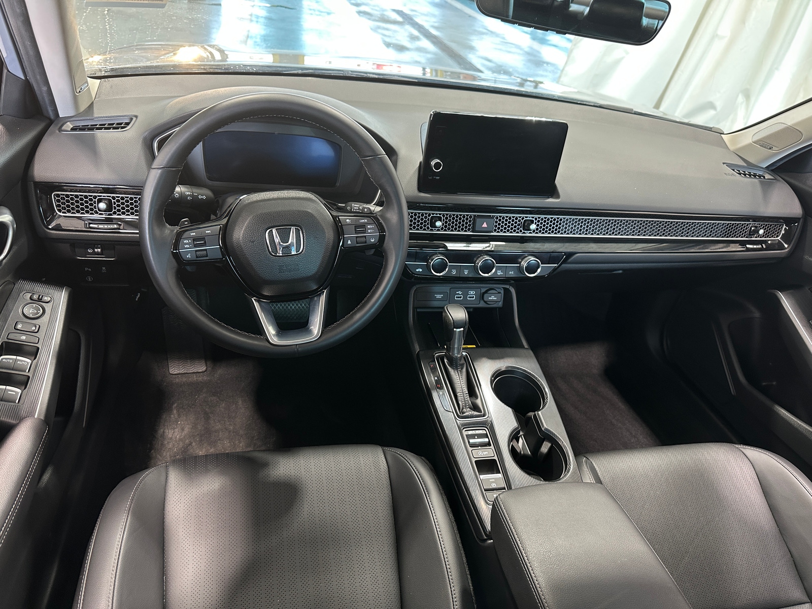 Thumbnail: 2024 Honda Civic - 2
