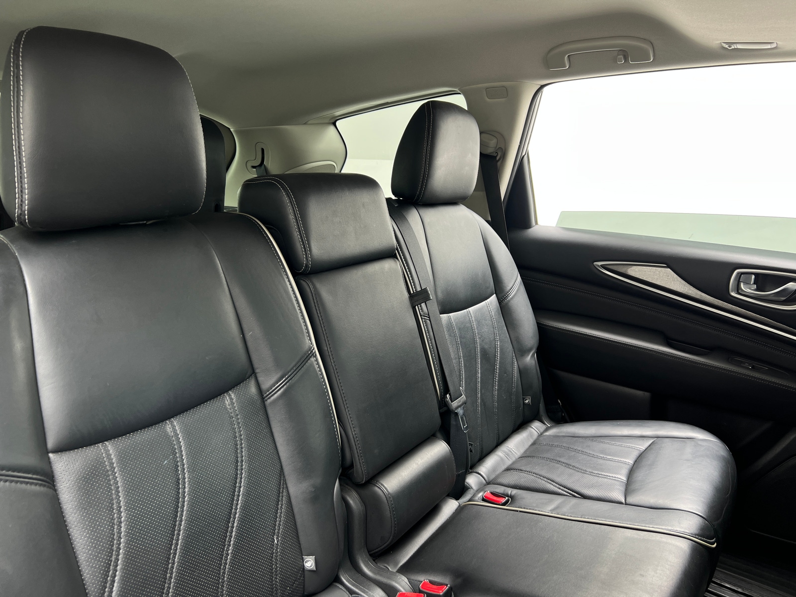 Thumbnail: 2017 INFINITI QX60 - 5