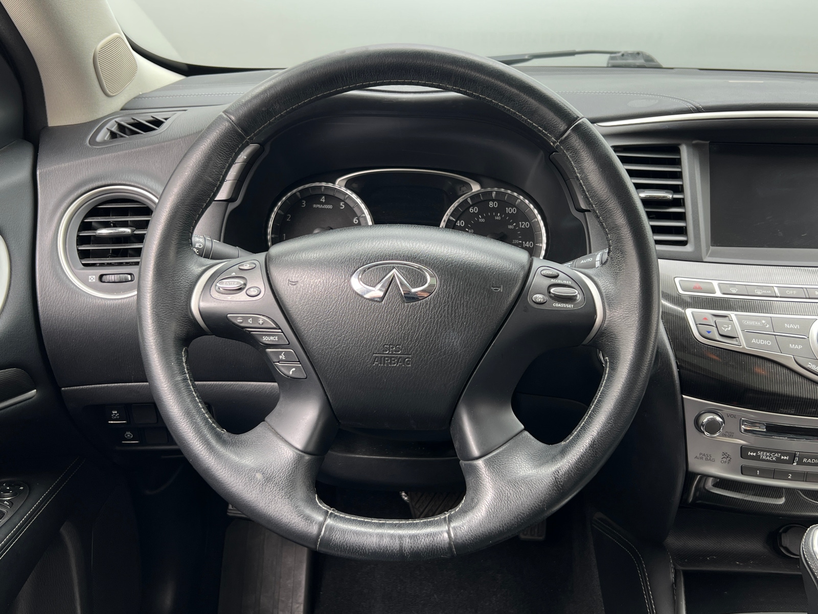 Thumbnail: 2017 INFINITI QX60 - 4