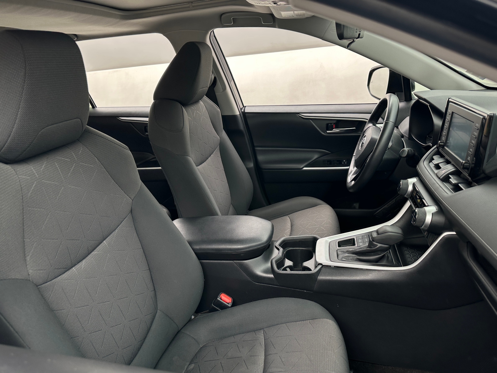 Thumbnail: 2019 Toyota RAV4 - 2