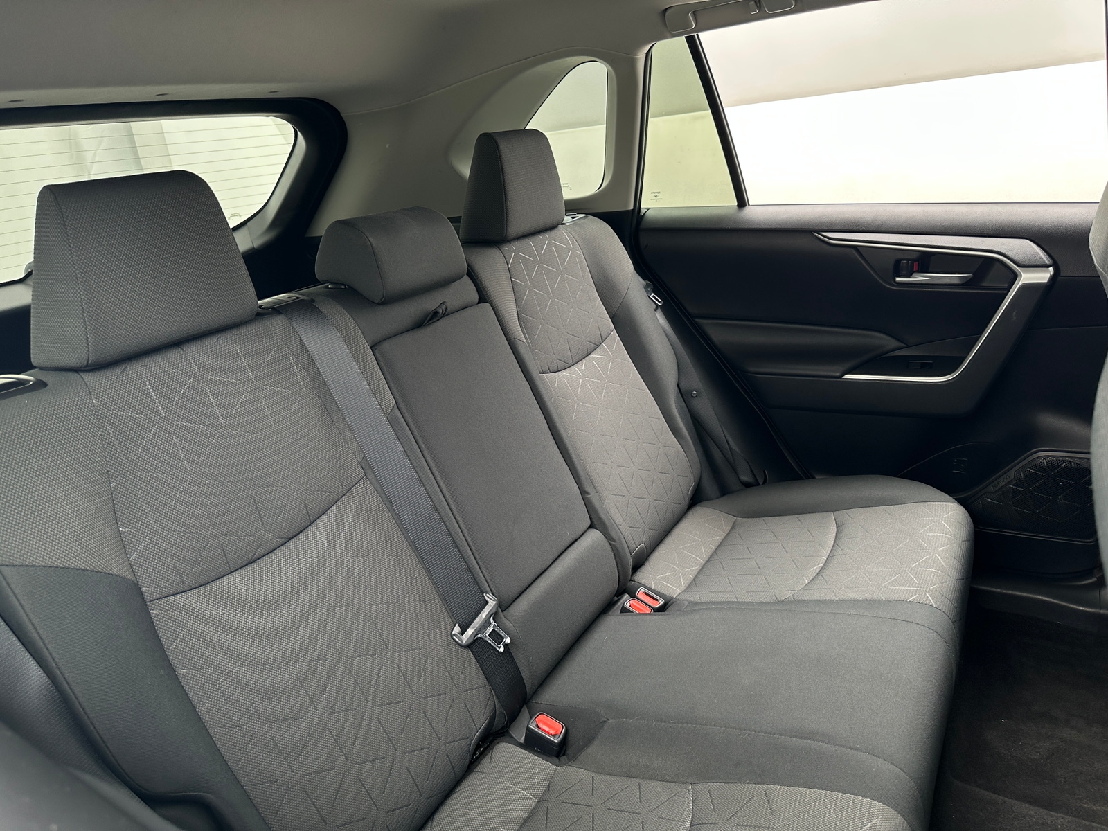Thumbnail: 2019 Toyota RAV4 - 6