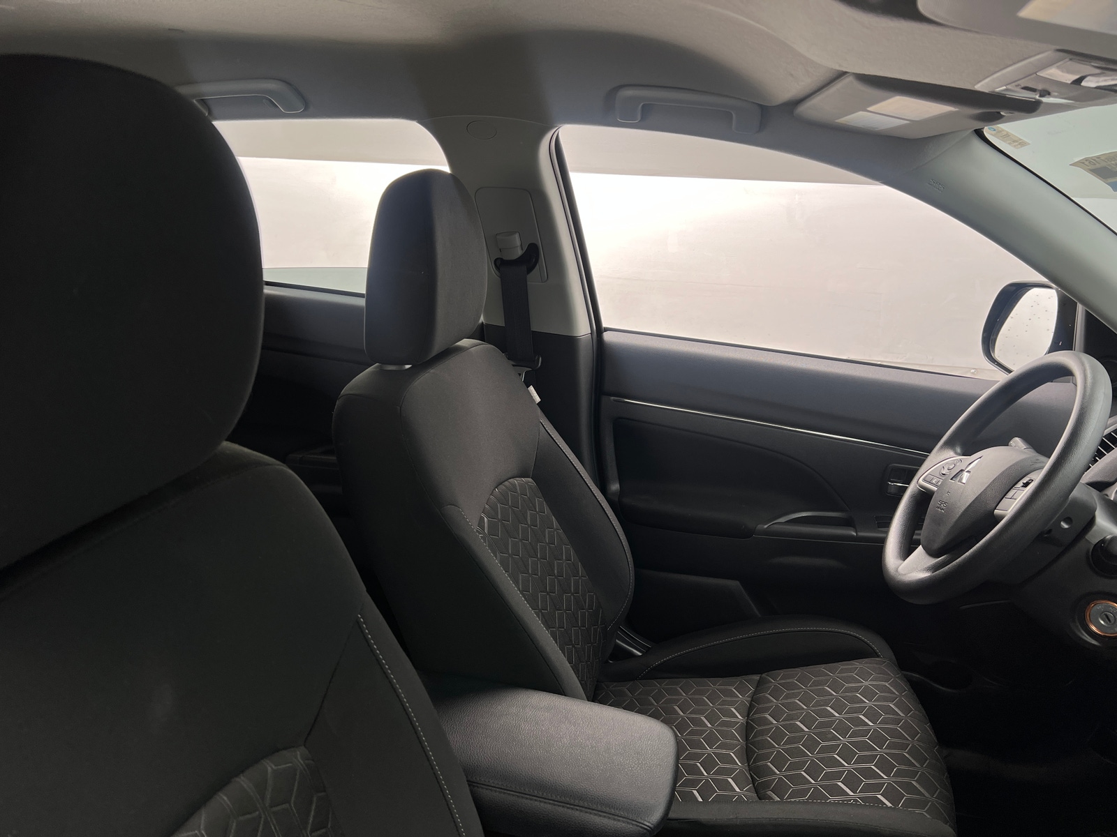Thumbnail: 2024 Mitsubishi Outlander Sport - 2