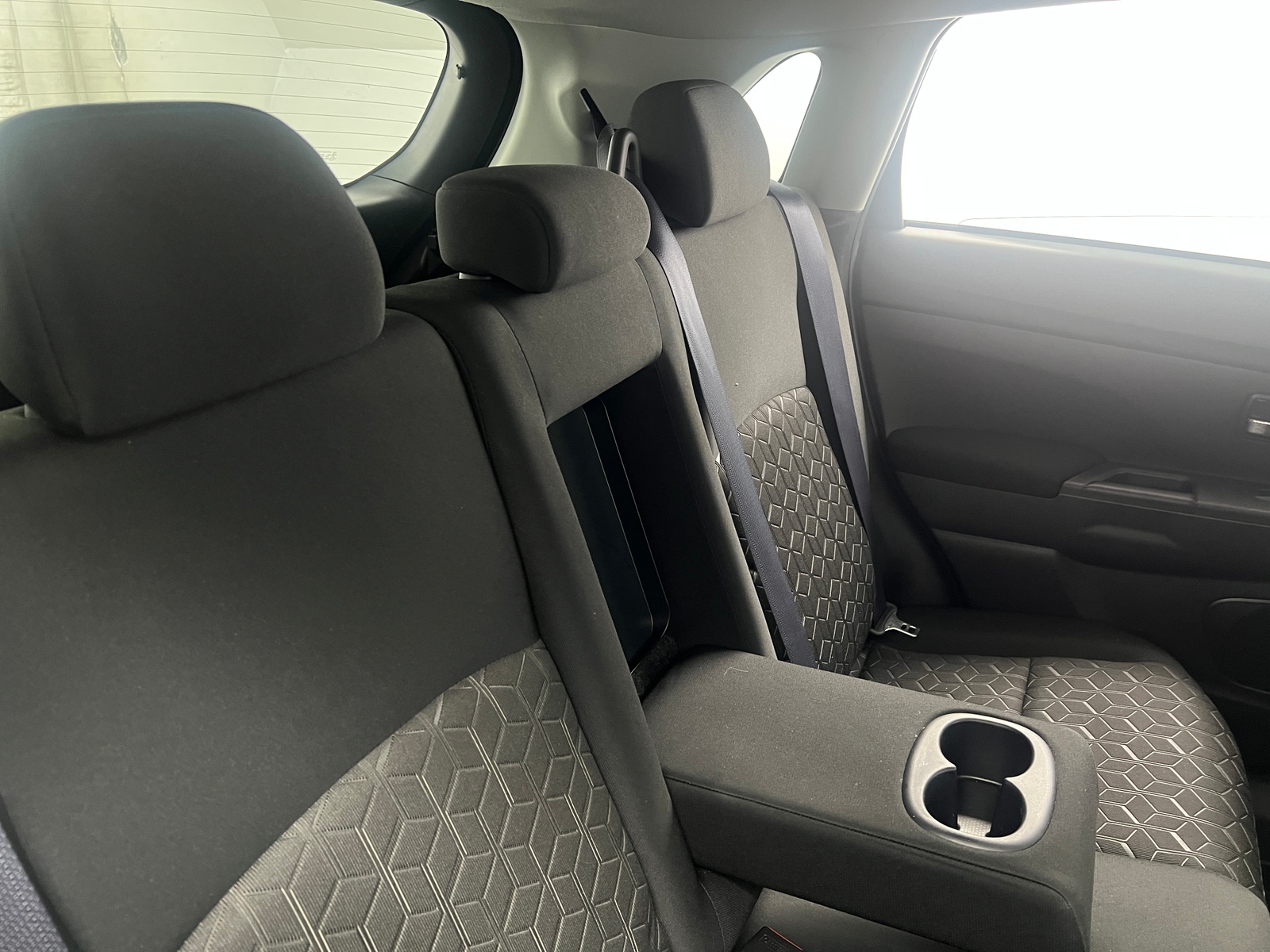 Thumbnail: 2024 Mitsubishi Outlander Sport - 6