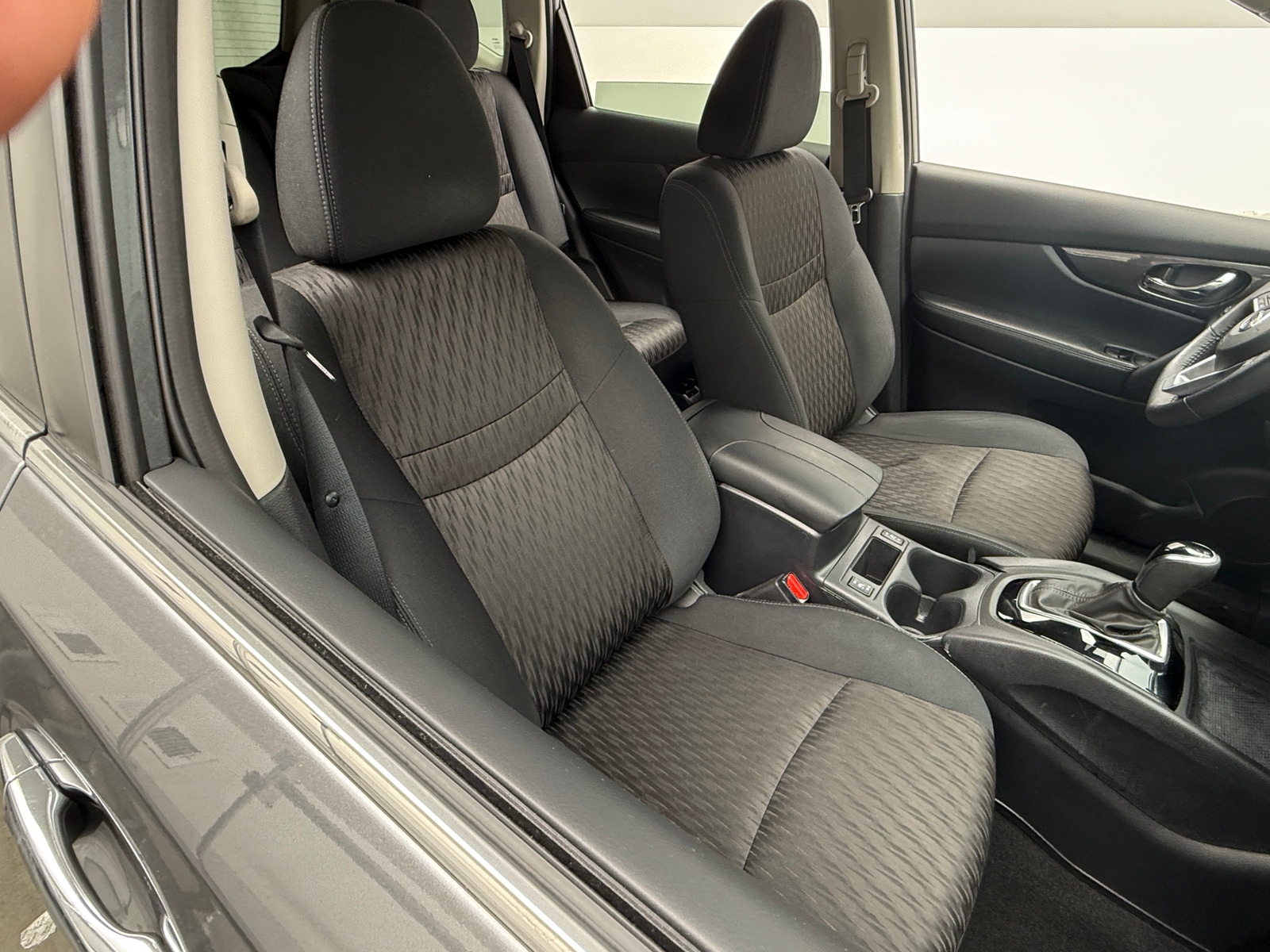 Thumbnail: 2019 Nissan Rogue - 2