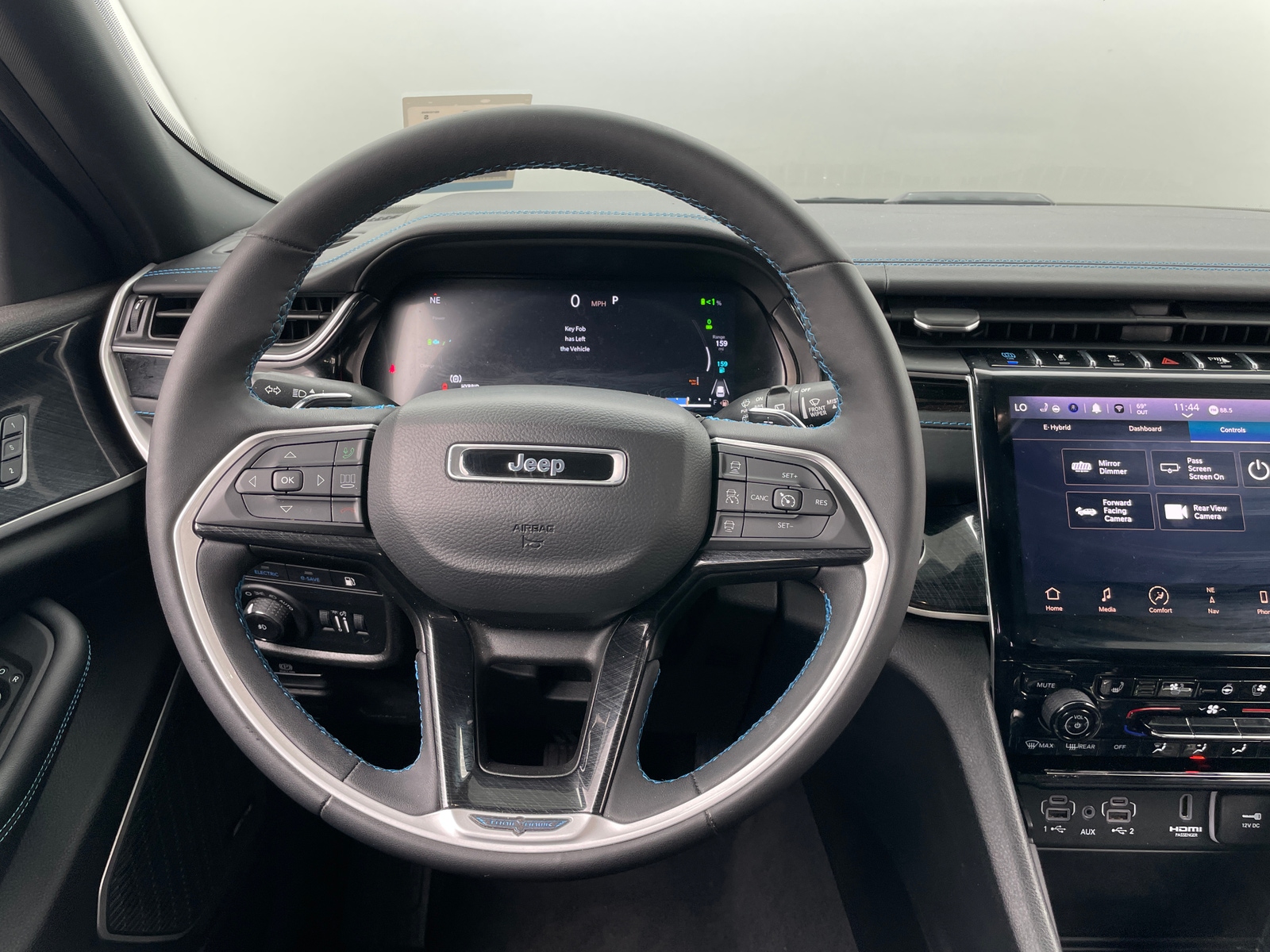 Thumbnail: 2022 Jeep Grand Cherokee - 4