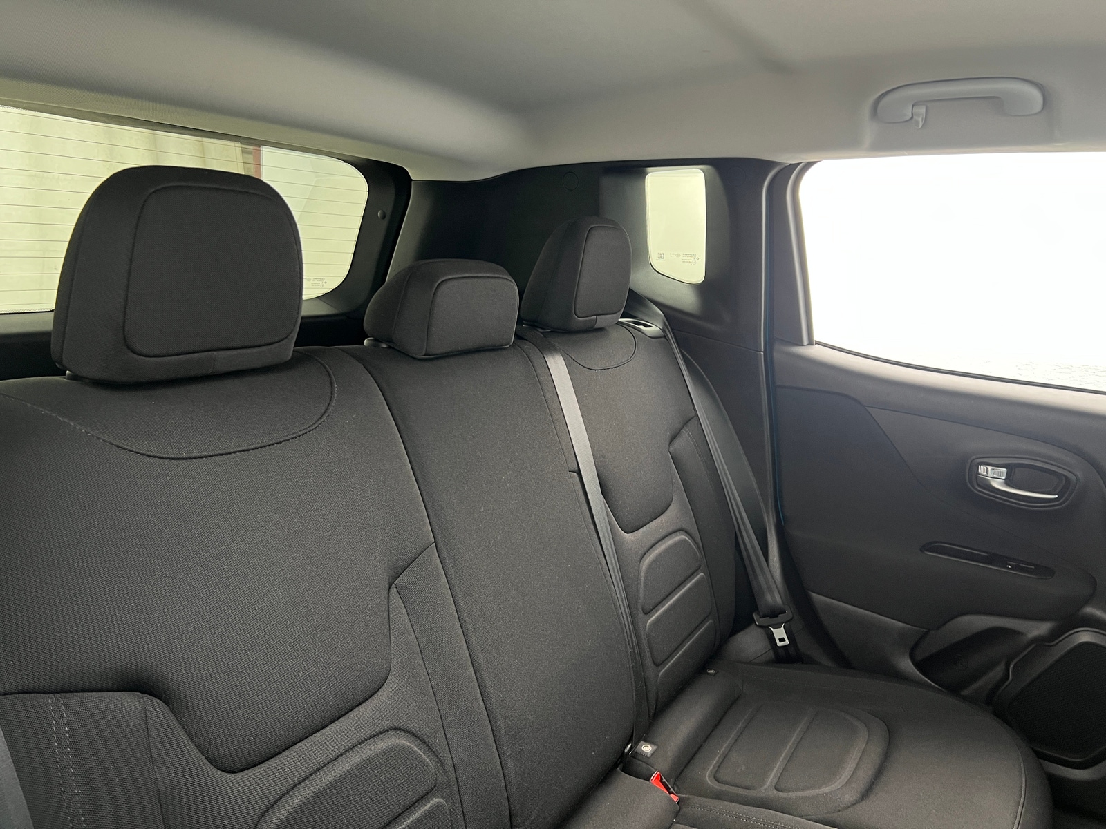 Thumbnail: 2021 Jeep Renegade - 6