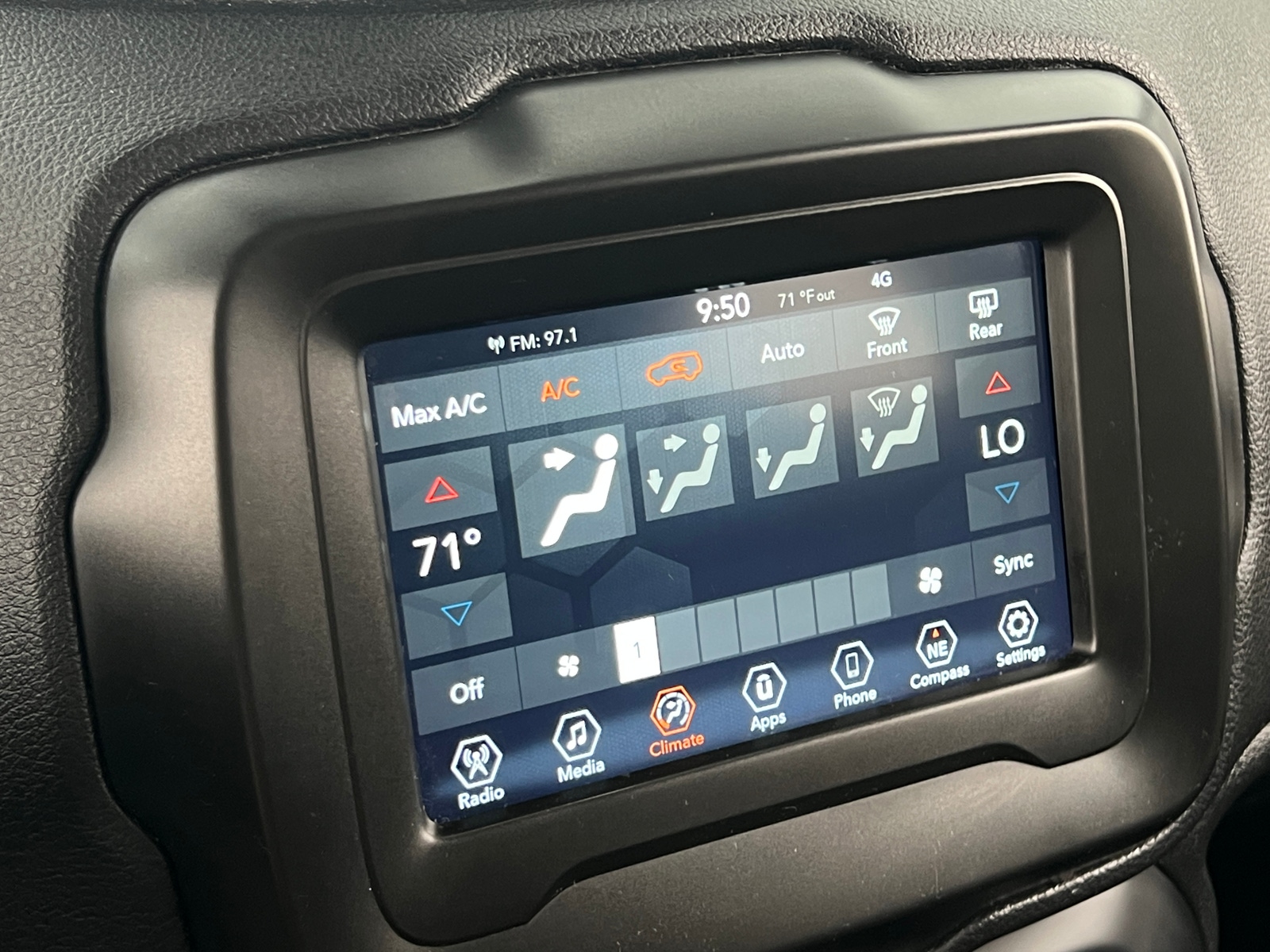 Thumbnail: 2021 Jeep Renegade - 4