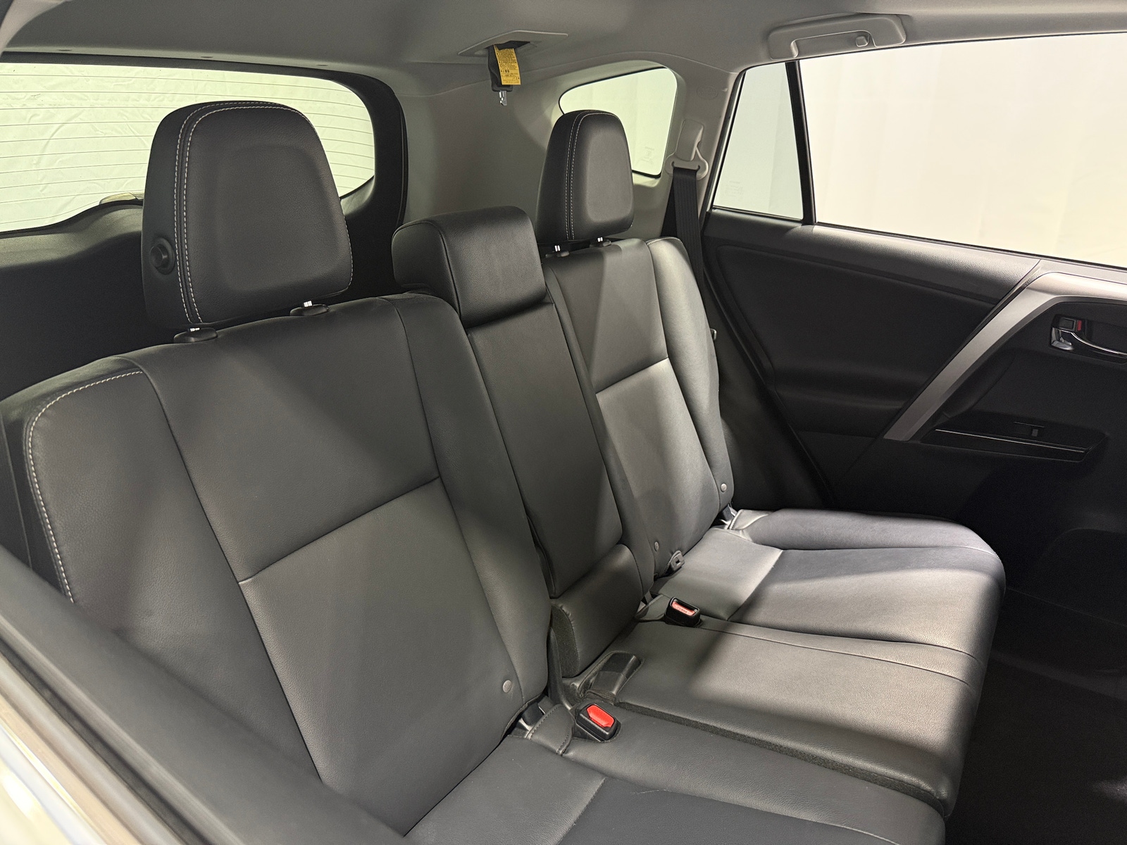 Thumbnail: 2017 Toyota RAV4 - 6