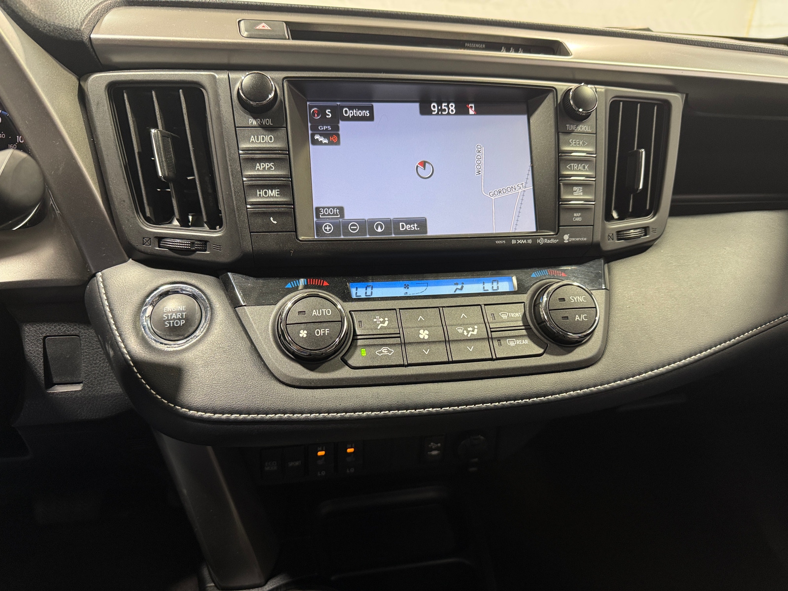 Thumbnail: 2017 Toyota RAV4 - 4
