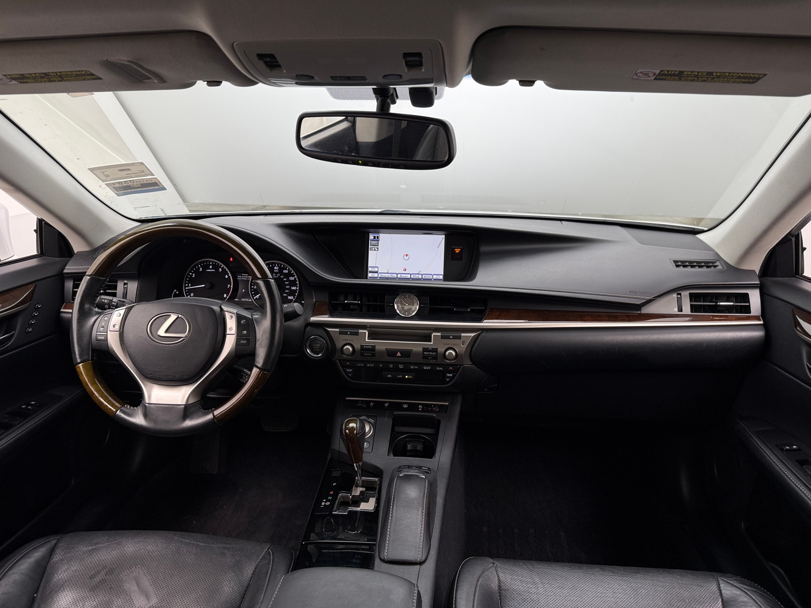 Thumbnail: 2014 Lexus ES - 2