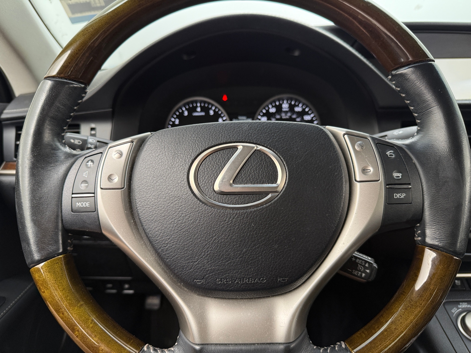 Thumbnail: 2014 Lexus ES - 4