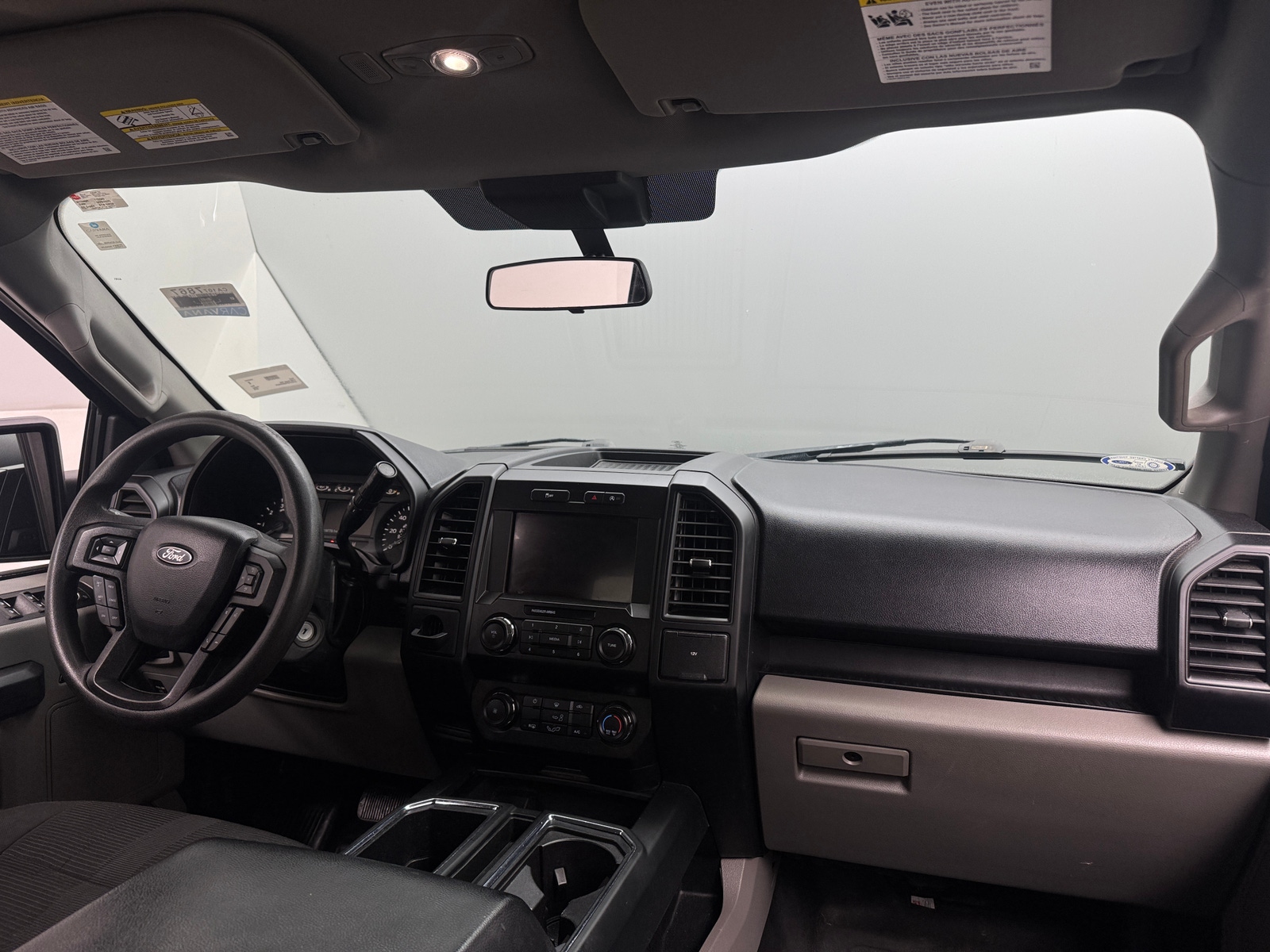 Thumbnail: 2019 Ford Econoline - 3