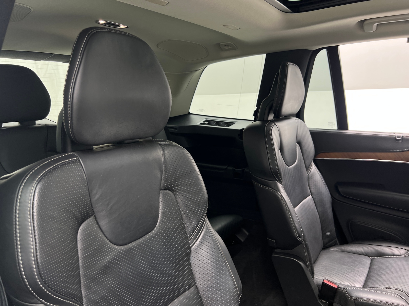 Thumbnail: 2020 Volvo XC90 - 5