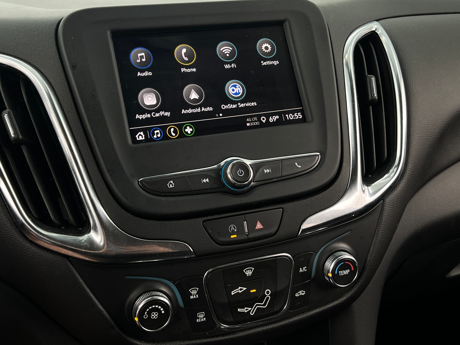 Thumbnail: 2022 Chevrolet Equinox - 4