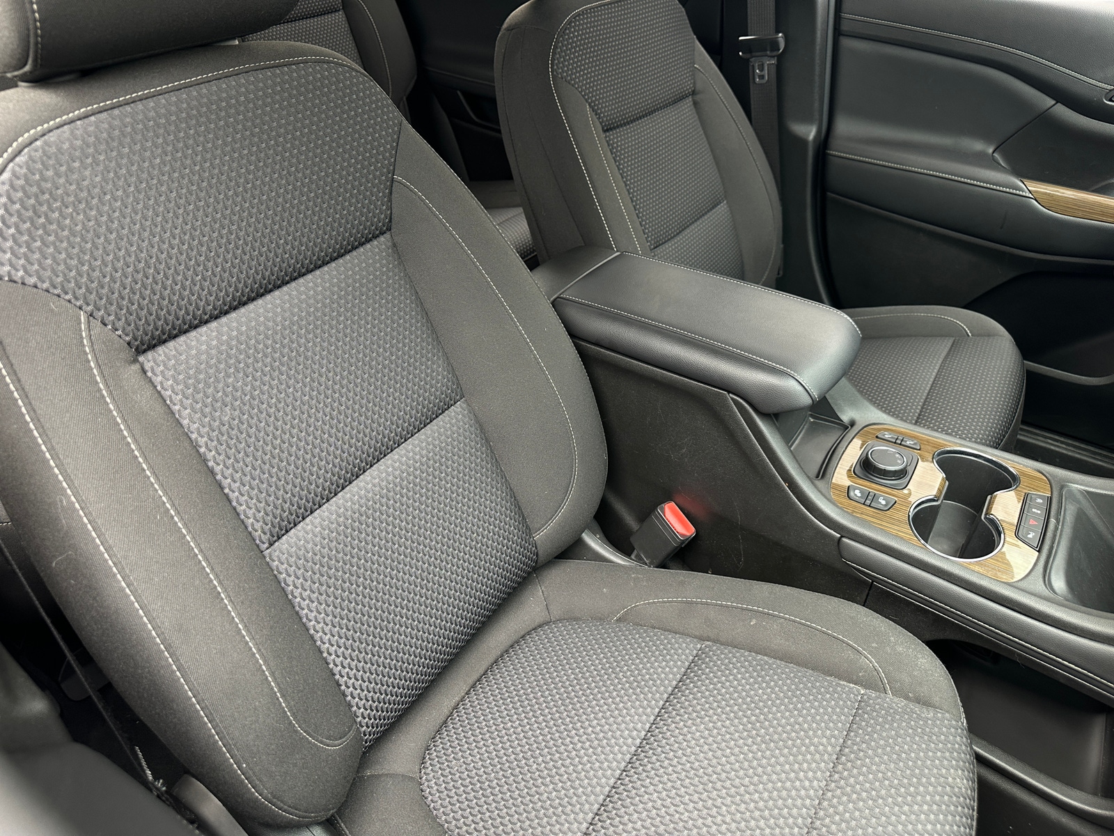 Thumbnail: 2023 GMC Acadia - 2
