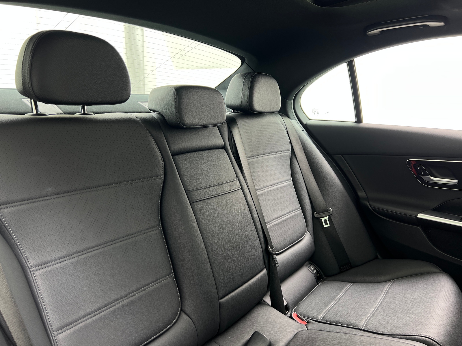 Thumbnail: 2024 Mercedes-Benz C-Class - 5