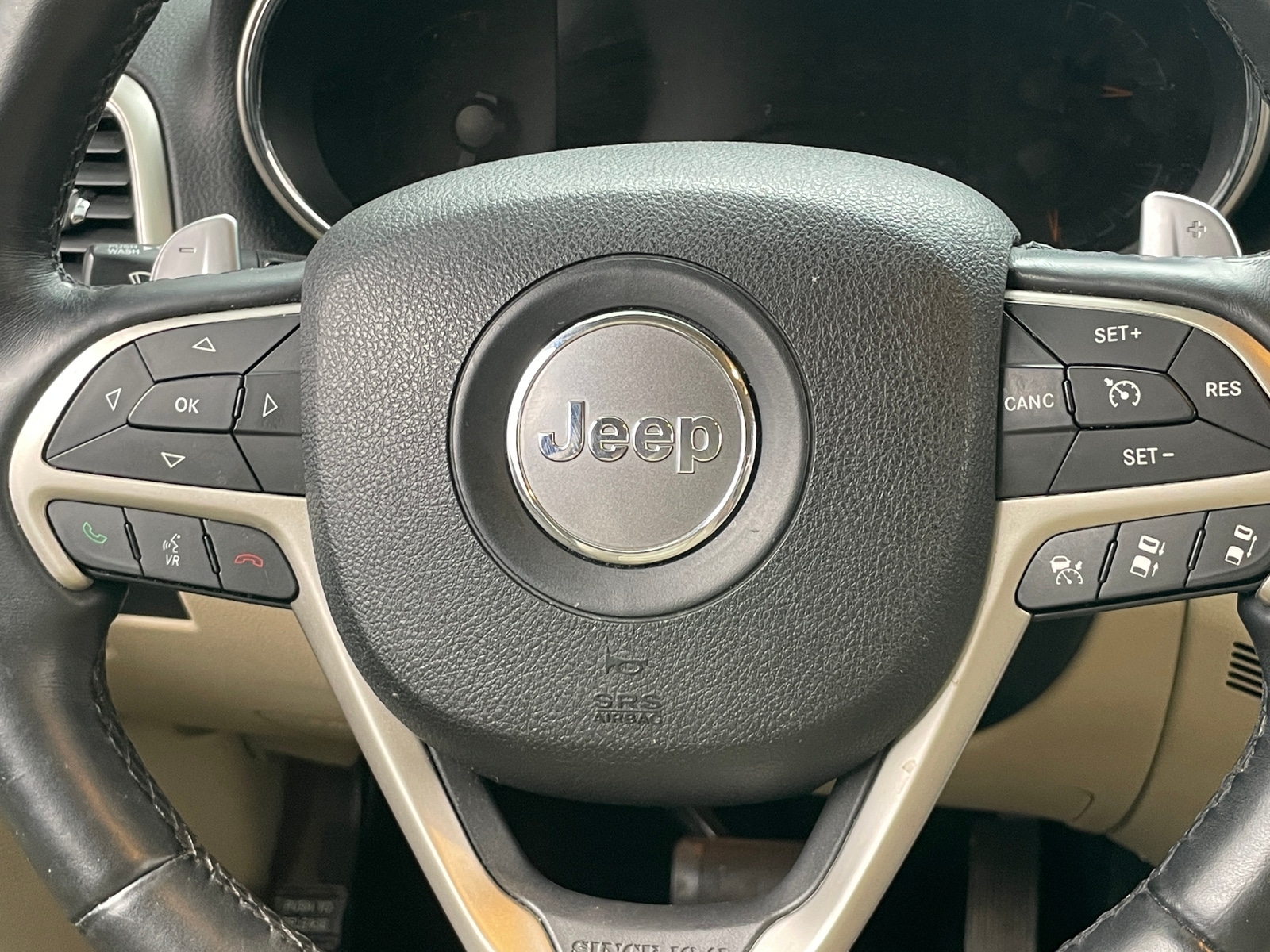 Thumbnail: 2017 Jeep Grand Cherokee - 4