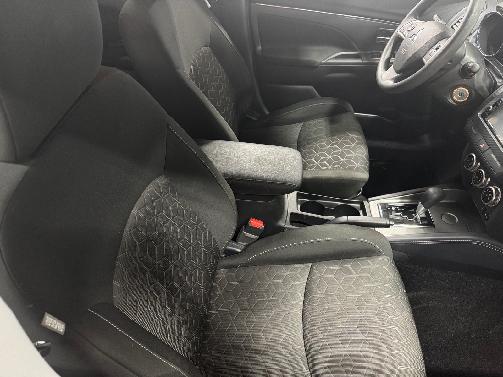 Thumbnail: 2022 Mitsubishi Outlander Sport - 2