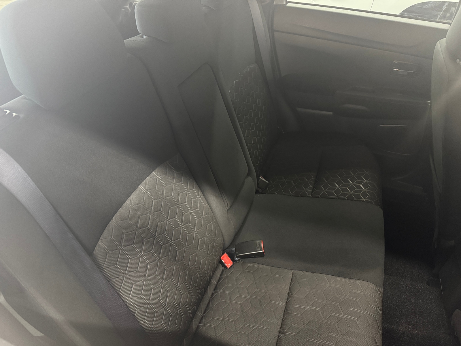 Thumbnail: 2022 Mitsubishi Outlander Sport - 6