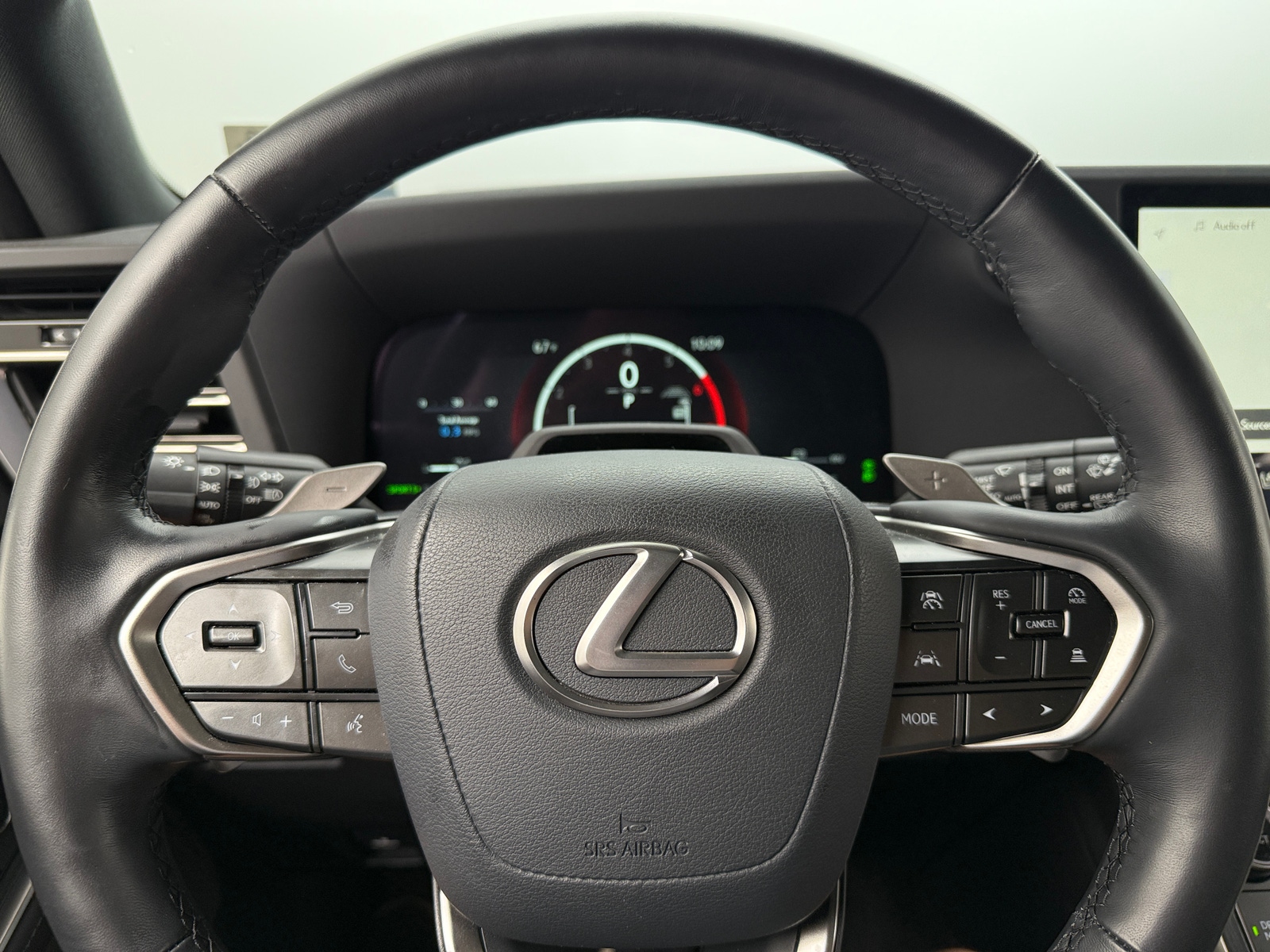 Thumbnail: 2024 Lexus GX - 4