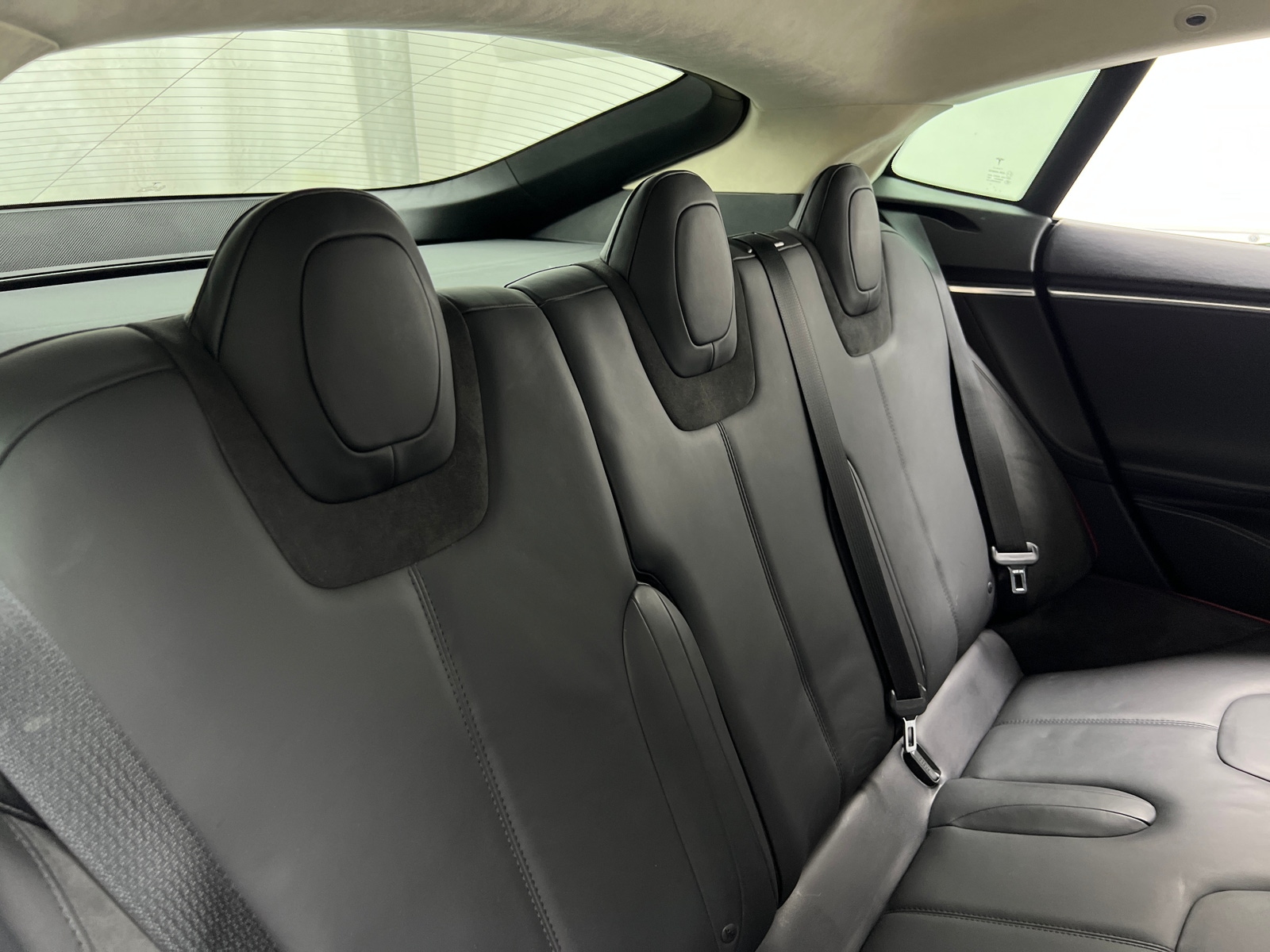 Thumbnail: 2014 Tesla Model S - 5
