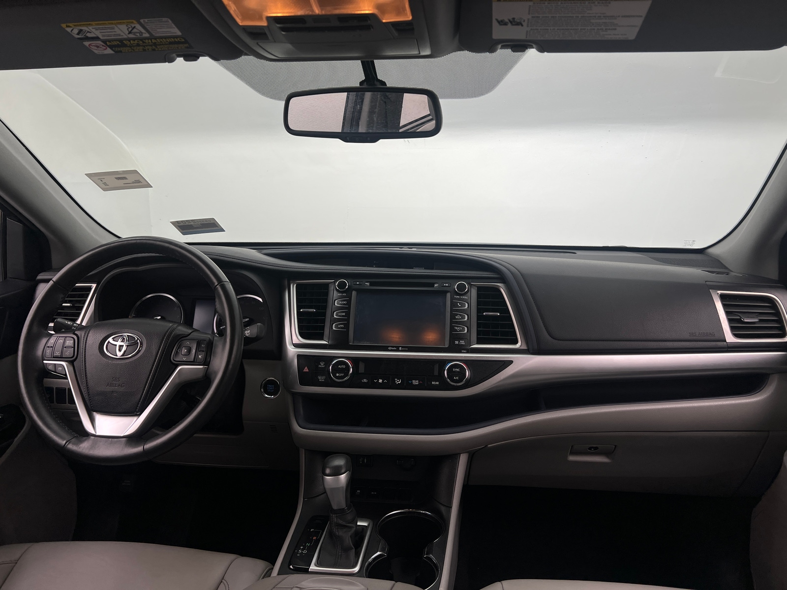 Thumbnail: 2015 Toyota Highlander - 2