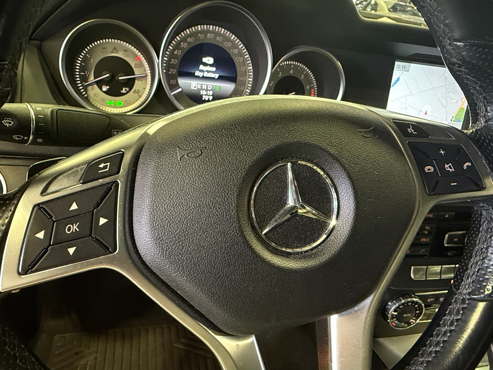 Thumbnail: 2015 Mercedes-Benz C-Class - 4