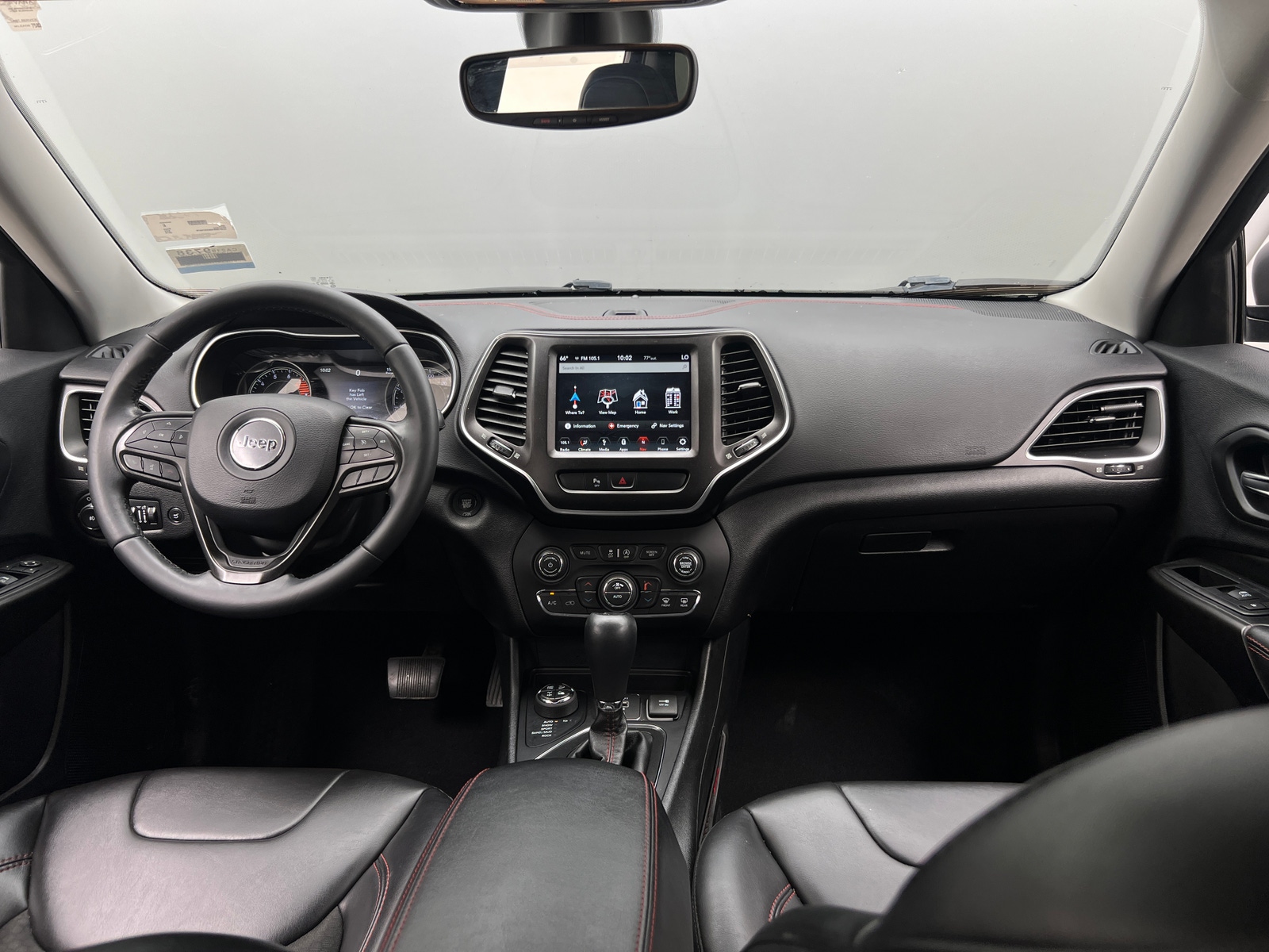 Thumbnail: 2019 Jeep Cherokee - 3