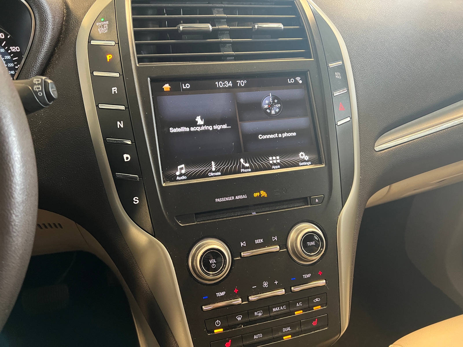 Thumbnail: 2017 Lincoln MKC - 3