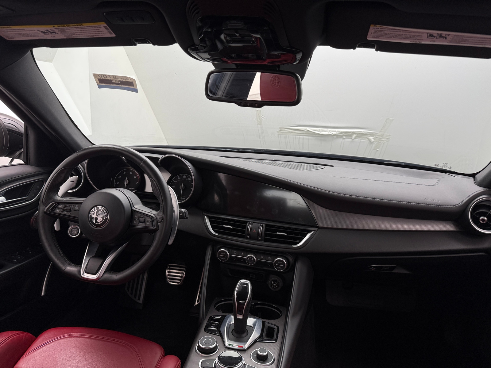 Thumbnail: 2022 Alfa Romeo Giulia - 2